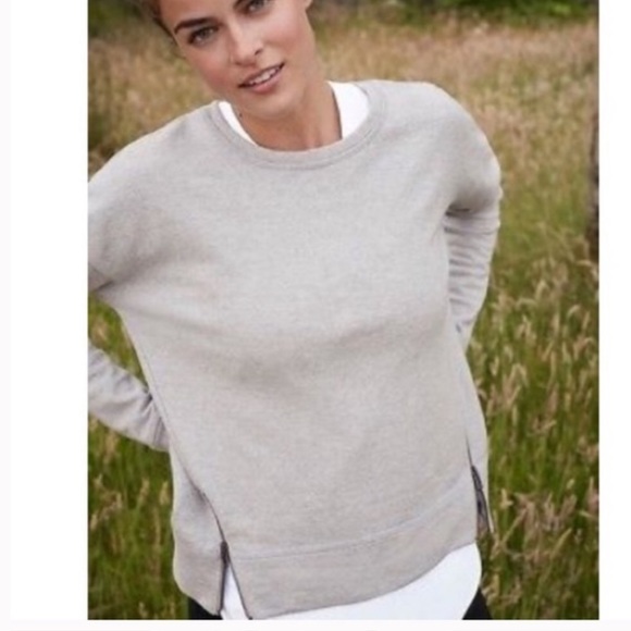 Tops - Athleta cityscape sweatshirt